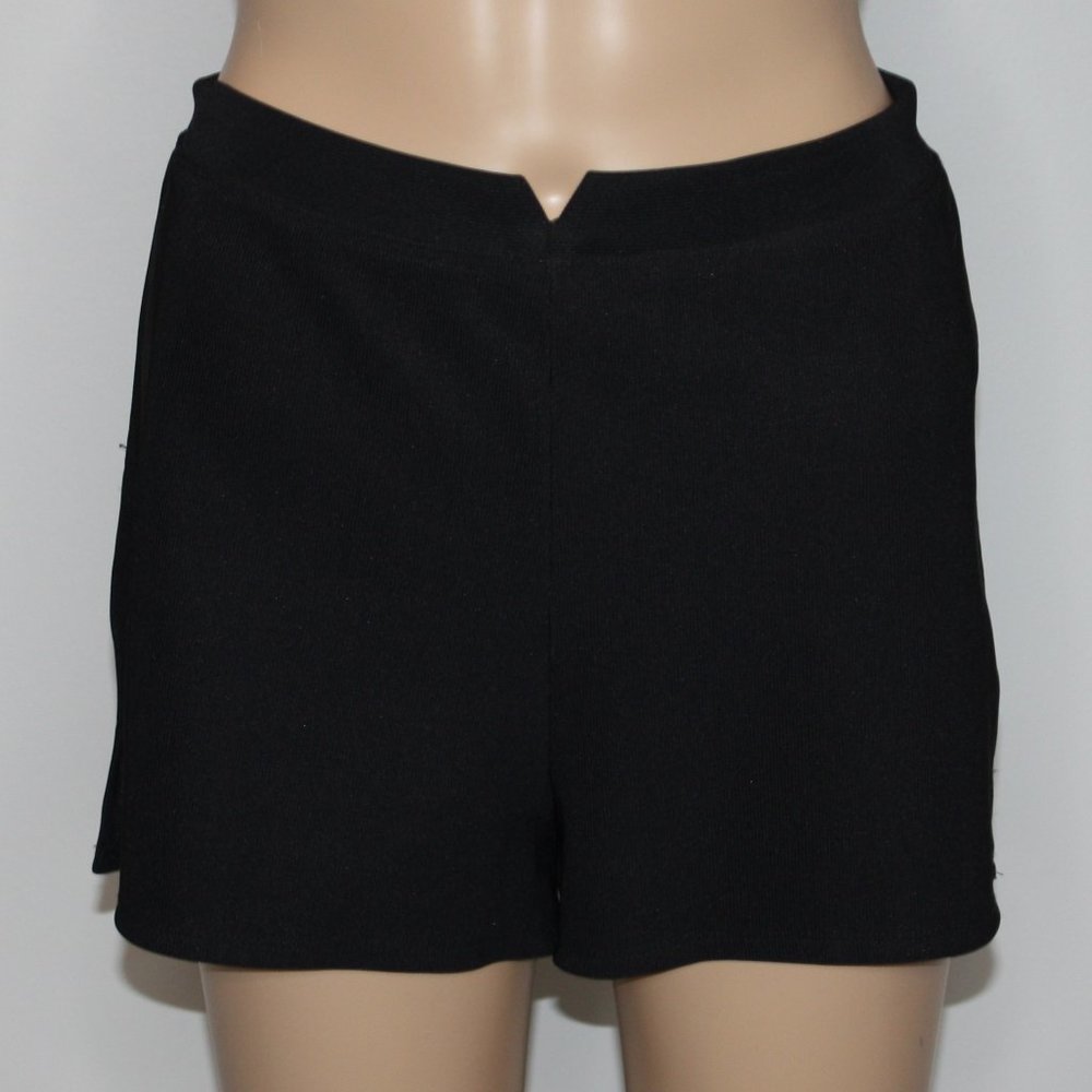 Le Chateau Women's Y2K Black Shorts size M